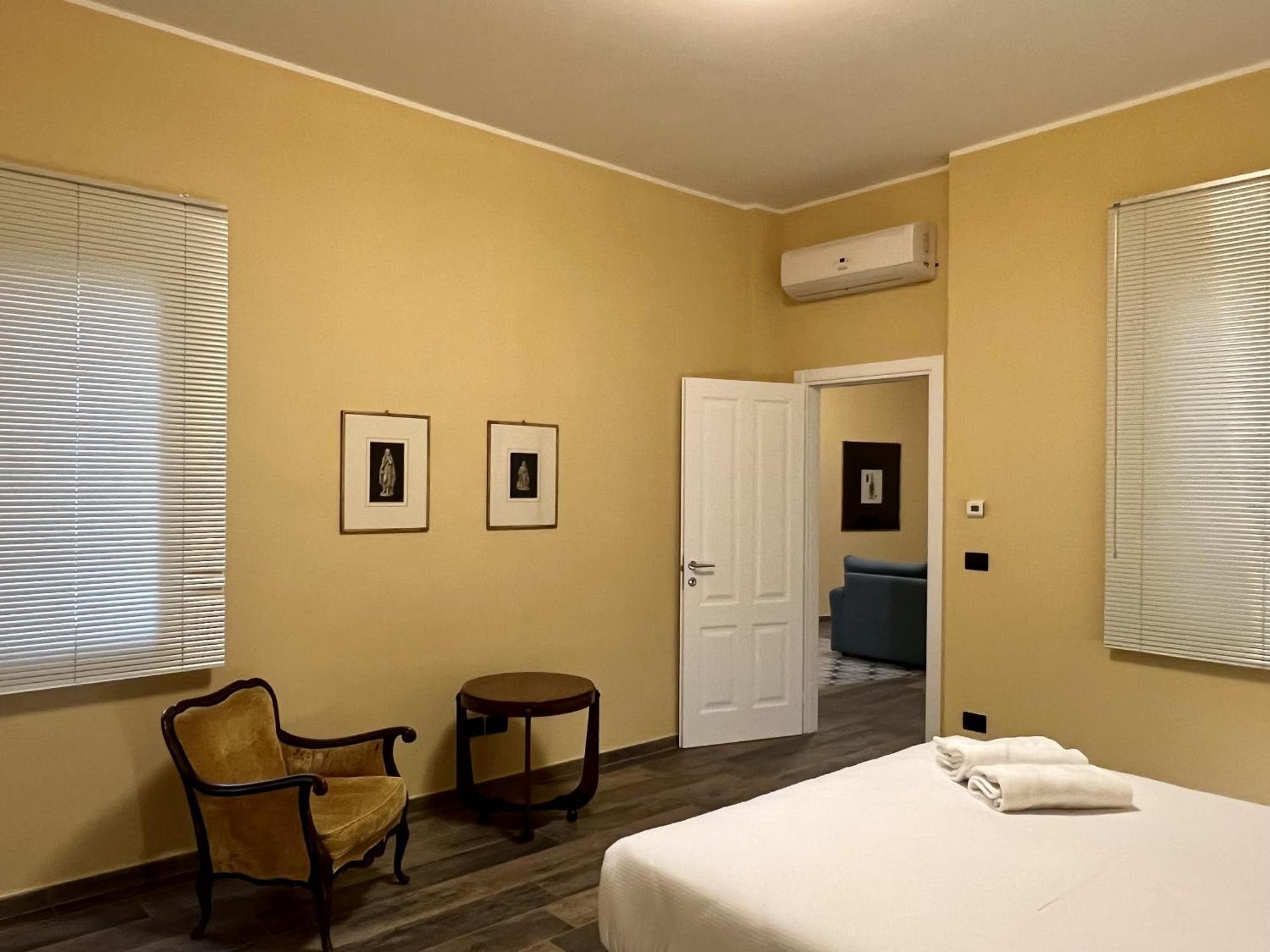 Palazzo Zippitelli Apartments 巴里 客房 照片